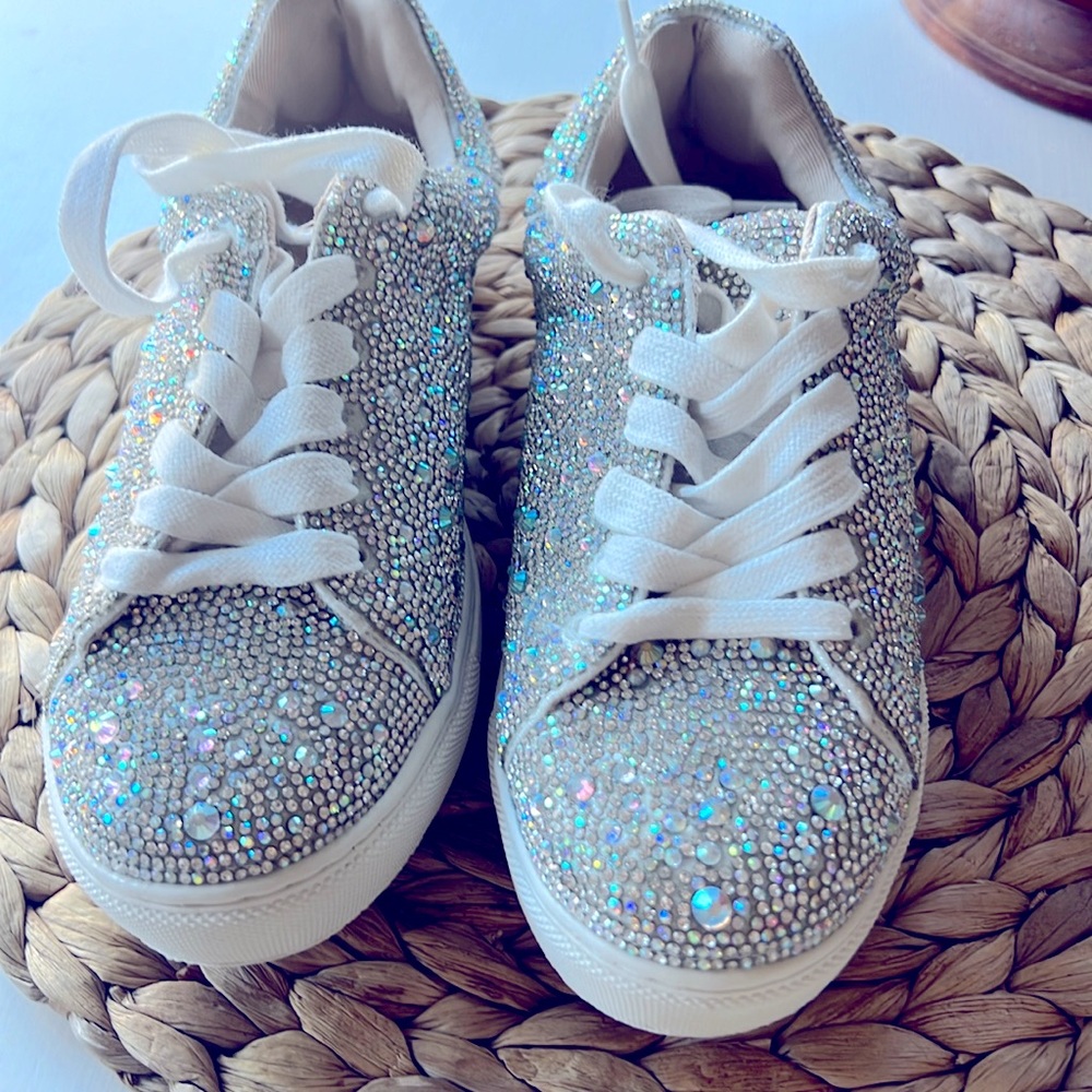 New Betsey Johnson BK SIDNY tennis shoes kids 4m